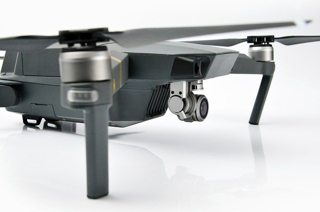 moderní dron
